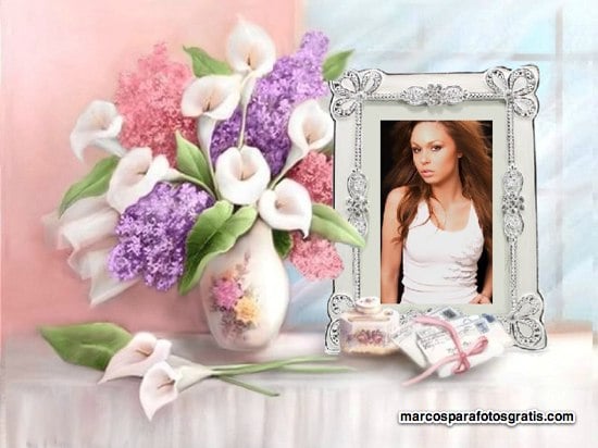 marcos de fotos con portaretrato y florero