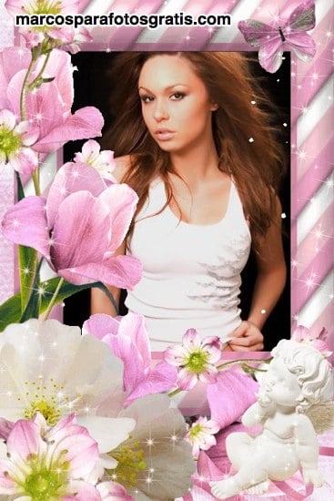 Hermoso marco con muchas flores y angelito