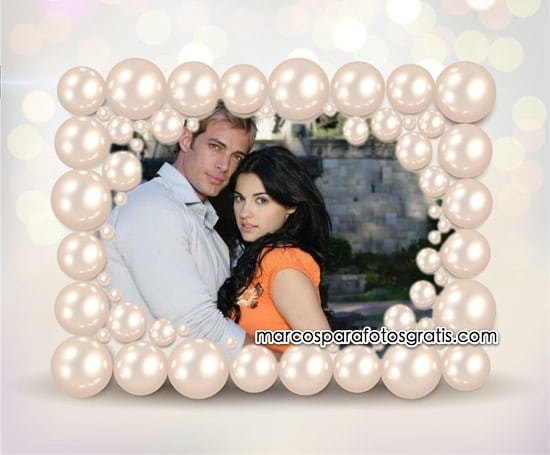 delicado marco de perlas para fotos